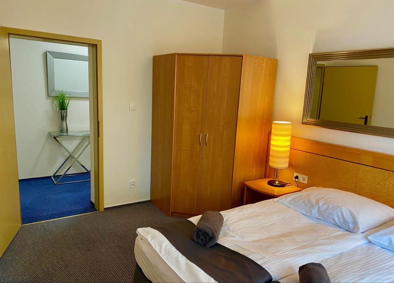 Apartment Slupski Premium: Spacious Two-bedroom With Smart Entertainment