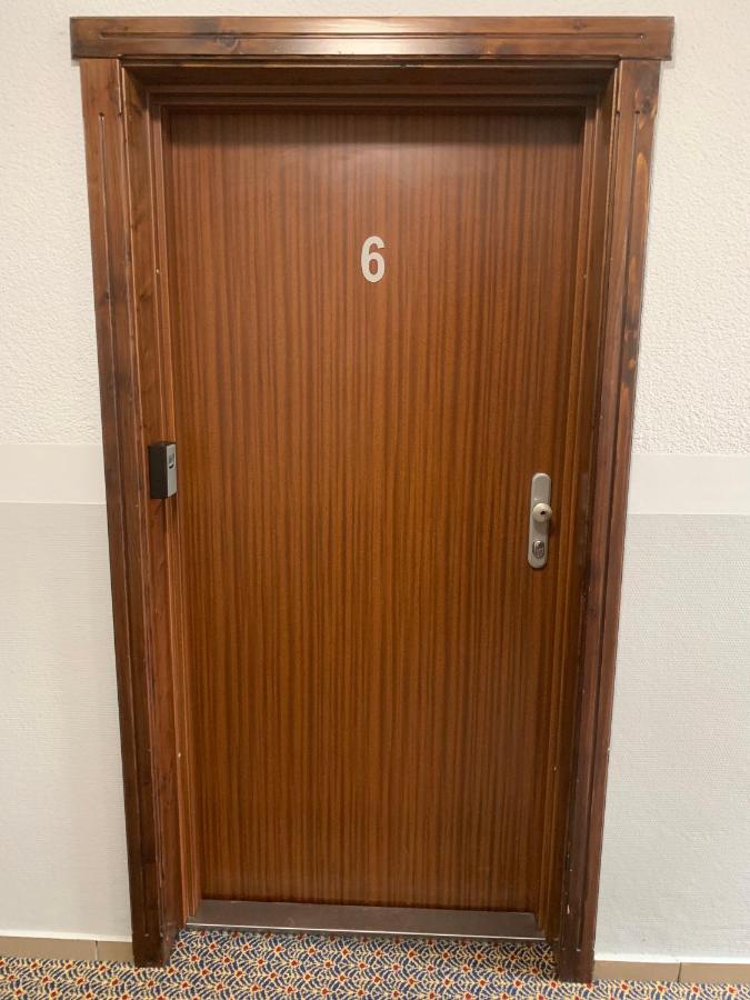 Slupski Premium: Spacious Two-bedroom With Smart Entertainment *